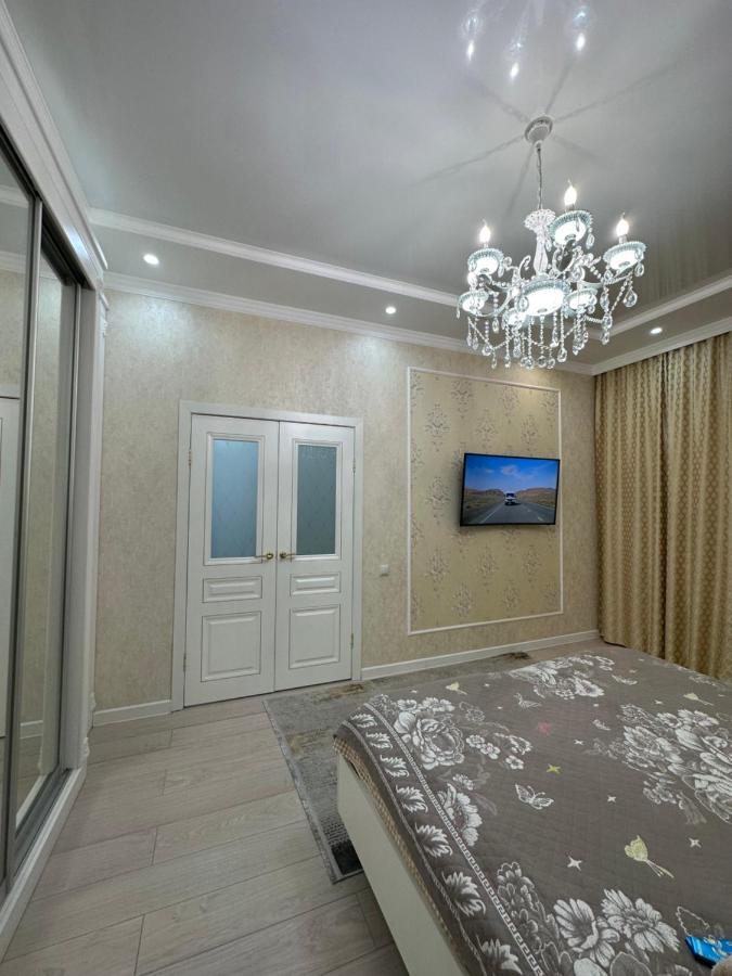 1 Ком Апартаменты Хан Шатыр, Вблизи Байтерек, Сарыарка, Центральный Парк Nur-Sultan  Exterior photo